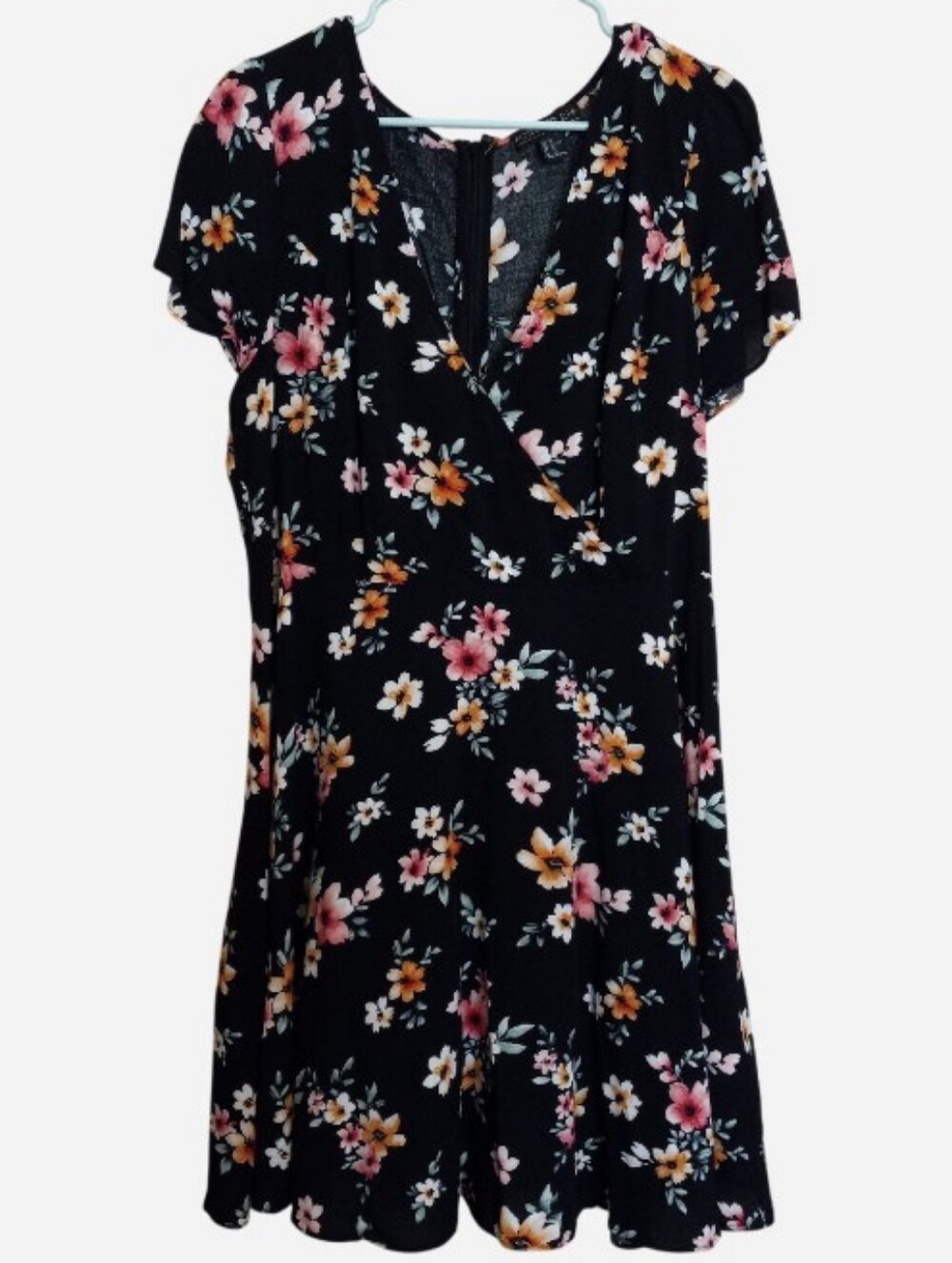 Forever 21 Floral Surplice Vneck Mini Dress